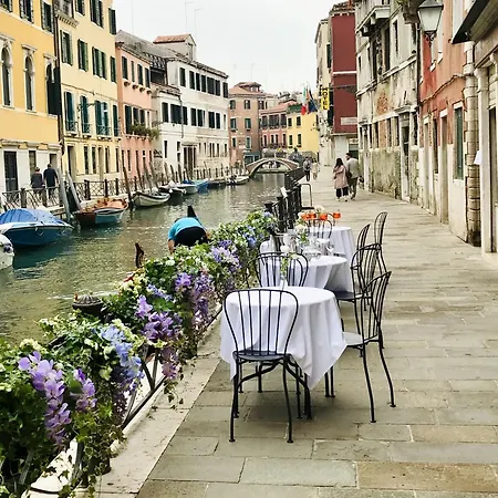 아파트 Marsela Suites-independent 베니스